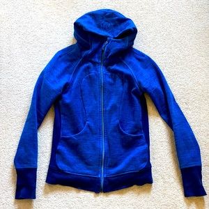 EUC lululemon scuba hoodie size 6
